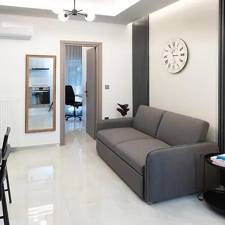 Modern In Appartement Thessalonique